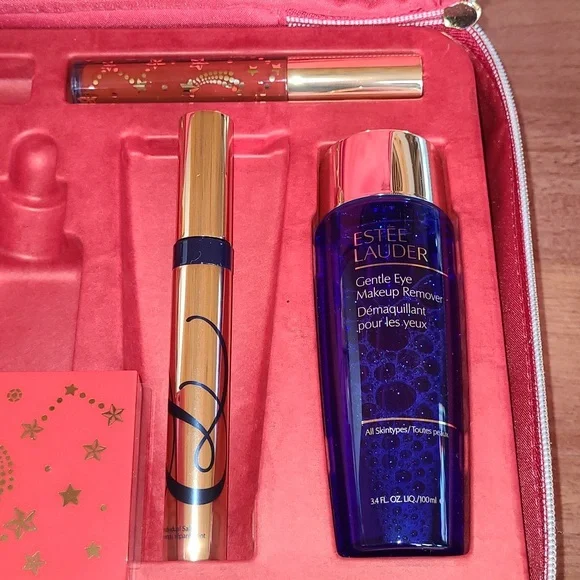 NWOT Estee Lauder 2023 Red Train Case Cosmetic Bag Lip Stick Eye Shadow Mascara - Picture 5 of 9